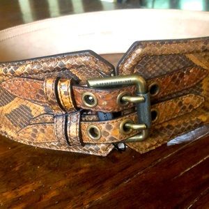 Burberry waist belt